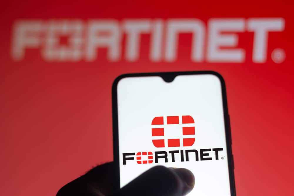 Fortinet, CVE-2022-40684 güvenlik açığına sahip cihazların acil olarak güncellenmesi gerektiğini duyurdu post image