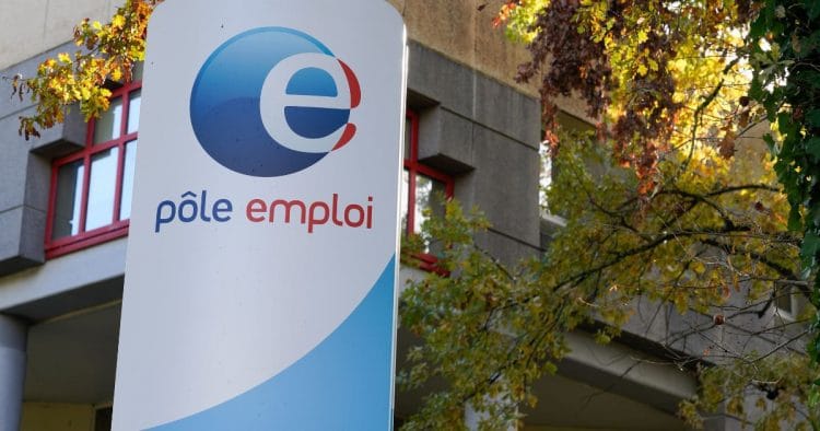 Fransa’daki devlet kurumunda veri ihlali - 10 milyon kişinin bilgileri açığa çıktı post image